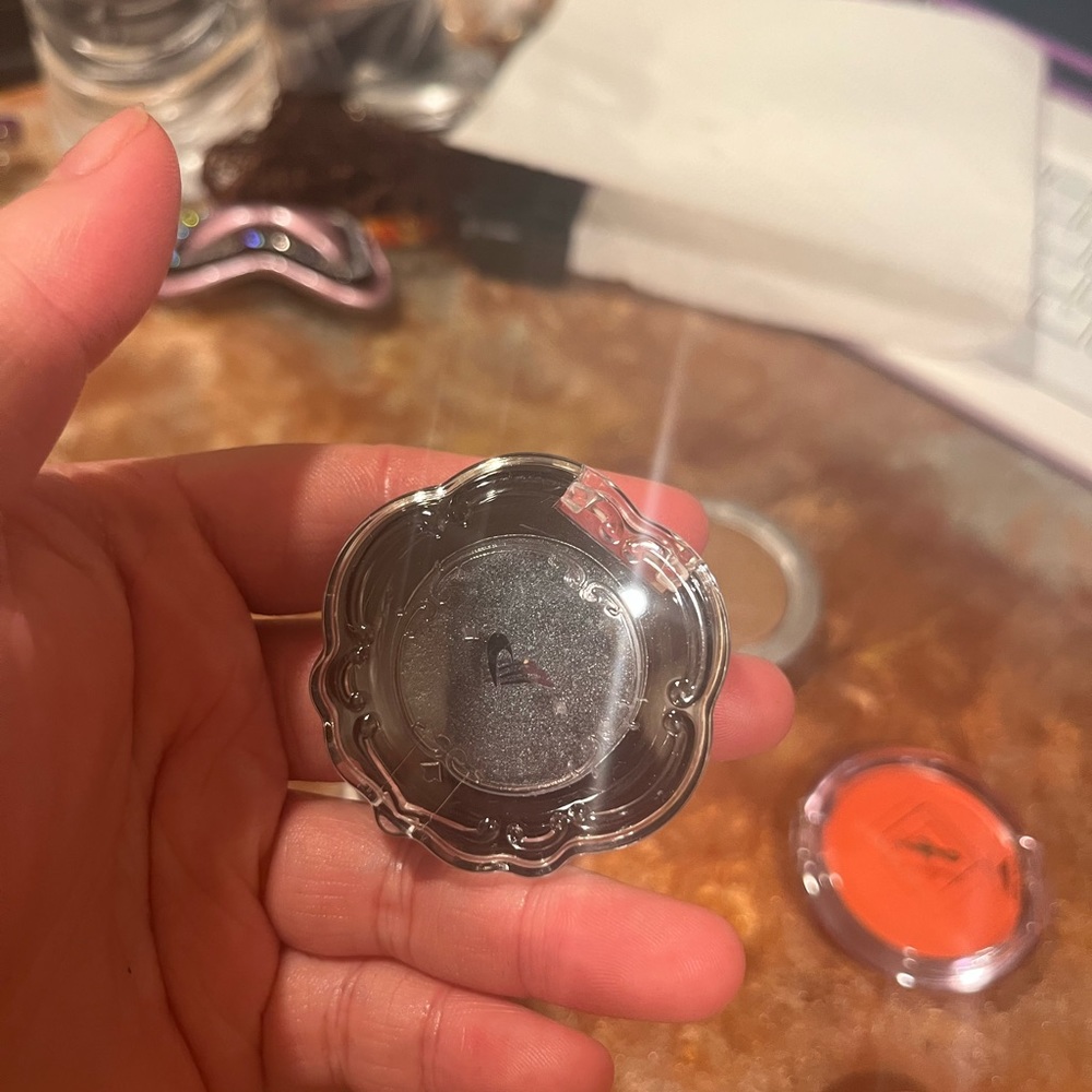 Eyeshadow Bundle - Picture 5 of 6